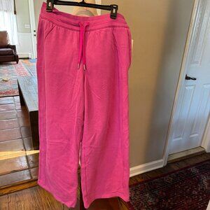 NWT Lululemon Women's Scuba sweatpants